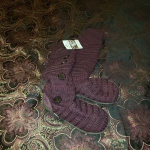 Slouch sweater boots
